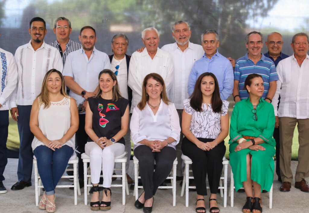 Morelos será un destino de inversión, acuerdan Margarita González Saravia con Notarios 1 m 4