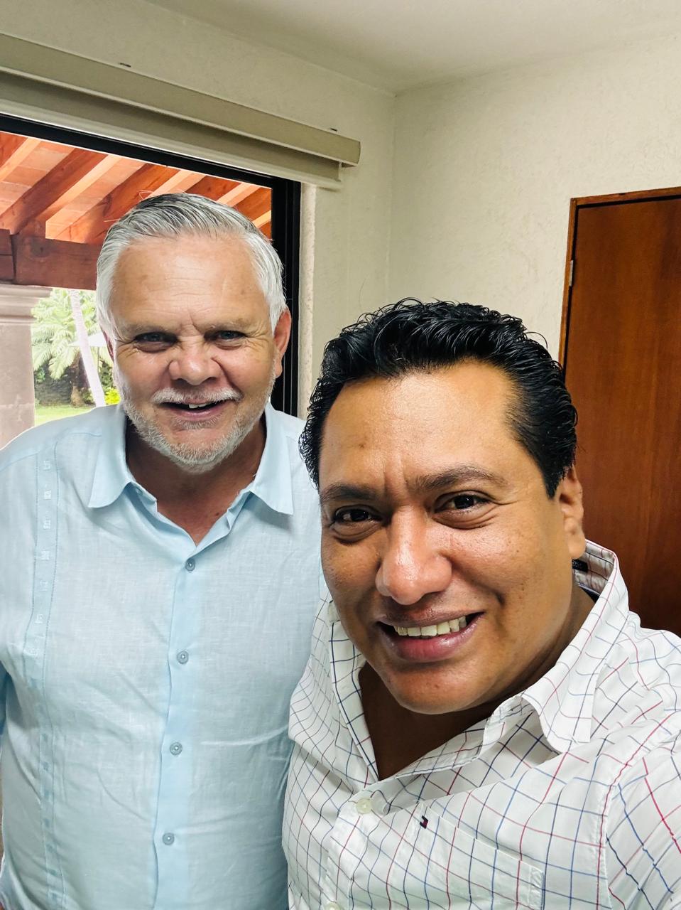Se reúne el alcalde electo de Tlaquiltenango Enrique Alonso con Javier Chávez 1 EAYG