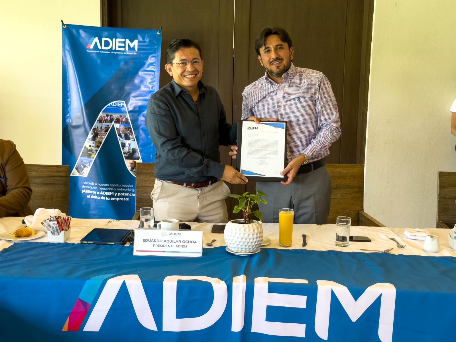 Presentan Programa Turismo 24-30 ante empresariado de Adiem 1 FJK