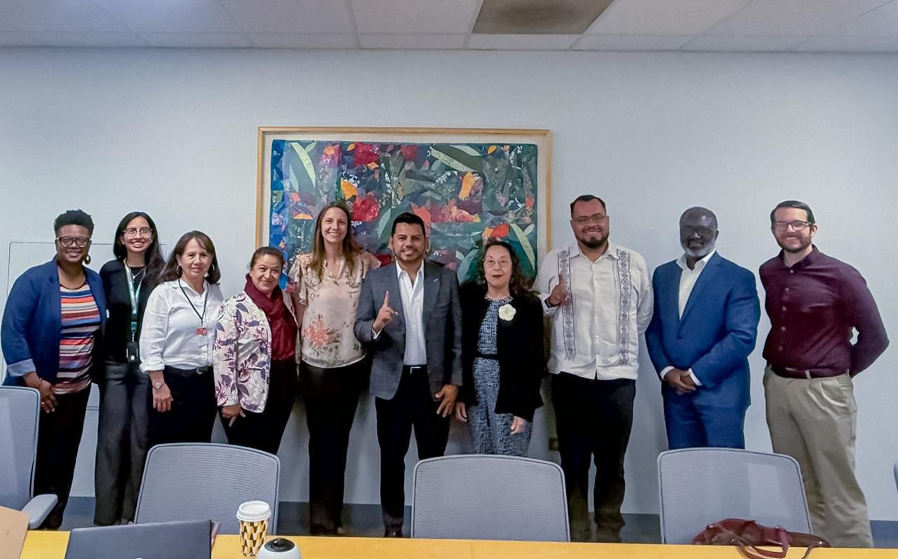 Intercambia Chalo Flores experiencias por la salud de Xochitepec