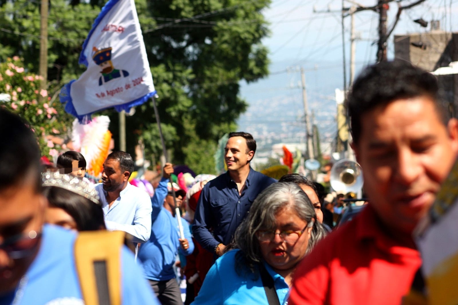 Diputado local Daniel Martínez Terrazas acompaña la Feria de Santa María Ahuacatitlán y celebra las tradiciones de la comunidad 2 Diputado local Daniel Martínez Terrazas acompaña la Feria de Santa María Ahuacatitlán y celebra las tradiciones de la comunidad