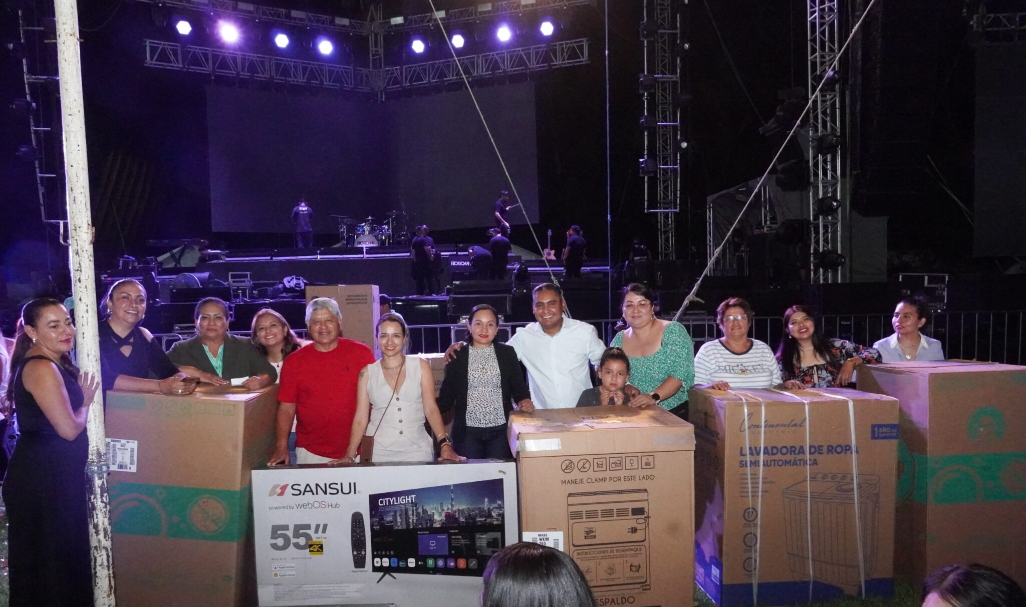 Reconoce Santos Tavarez la vocación docente: celebra a maestras y maestros de Emiliano Zapata 1 SAM