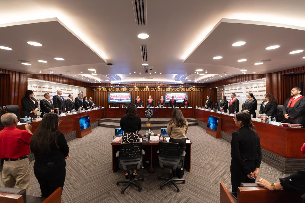 Magistradas y magistrados del TSJ guardan minuto de silencio en memoria de víctimas