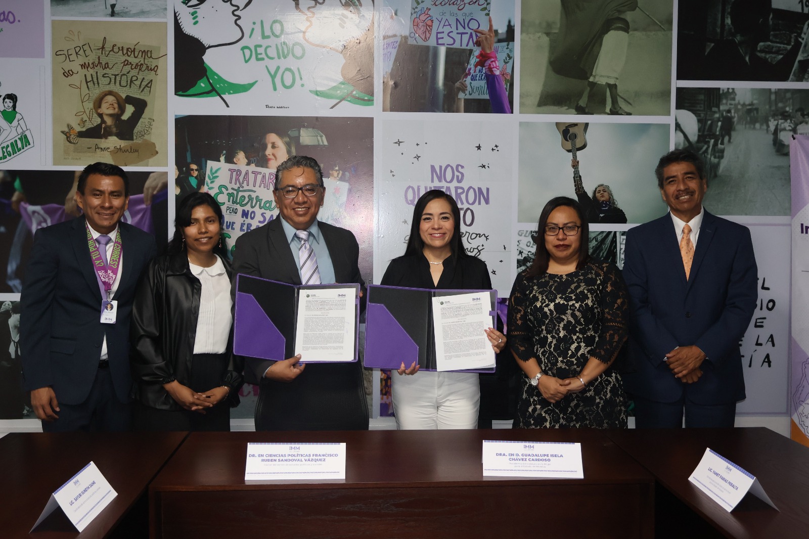 Refrenda Isela Chávez su compromiso para fortalecer las acciones en favor de las mujeres de Morelos 1 isela en convenio sala de juntas 12 marzo