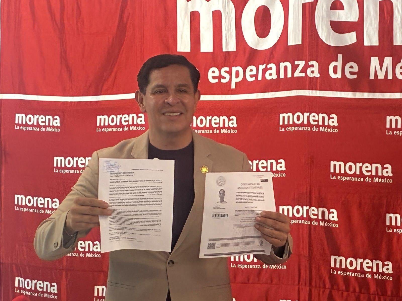 Por la transformación de Cuernavaca, Juan Ángel Flores, formaliza su aspiración para coordinar los trabajos de Morena 5 Por la transformación de Cuernavaca, Juan Ángel Flores, formaliza su aspiración para coordinar los trabajos de Morena
