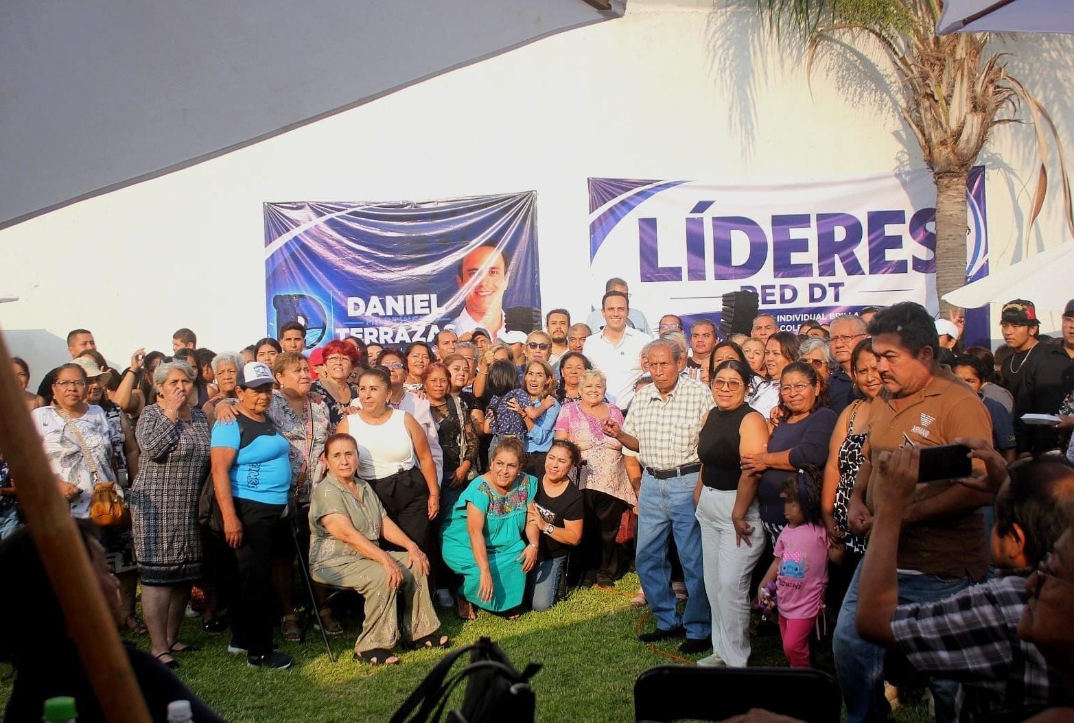 Diputado local Daniel Martínez Terrazas se reúne con lideresas y líderes de colonias en Cuernavaca 2 Diputado local Daniel Martínez Terrazas se reúne con lideresas y líderes de colonias en Cuernavaca