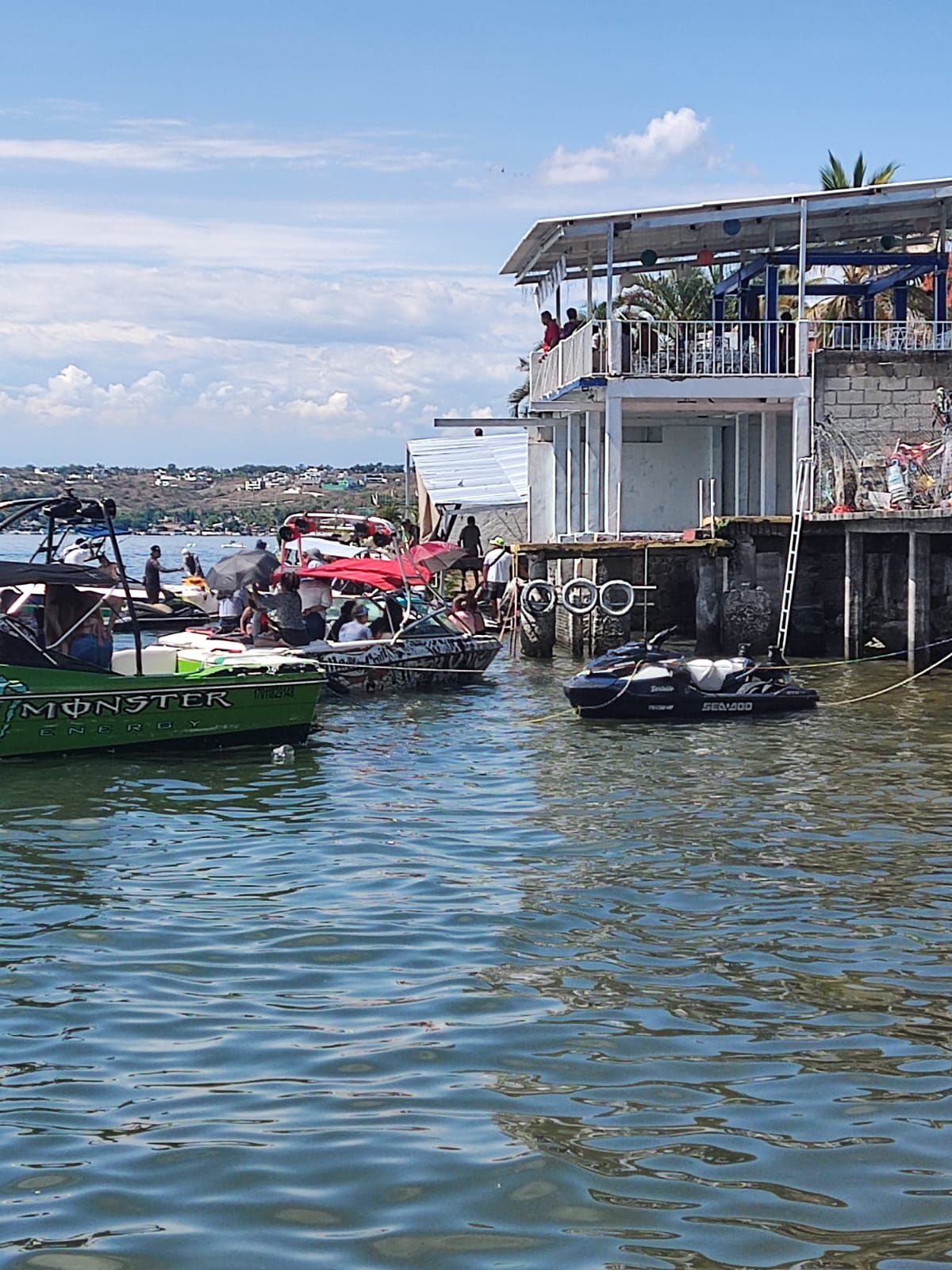 Sin reporte de lesionados en accidente durante el show de esquí acuático en el lago de Tequesquitengo 1 mu