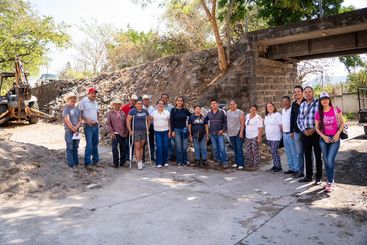 Arranca rehabilitación de puente “La Vía” en Barranca Honda, Tlaltizapán 3 Arranca rehabilitación de puente “La Vía” en Barranca Honda, Tlaltizapán