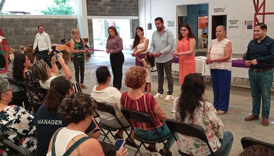 IMM reitera su compromiso con la igualdad y el empoderamiento de las mujeres en Coatlán del Río 1 pp